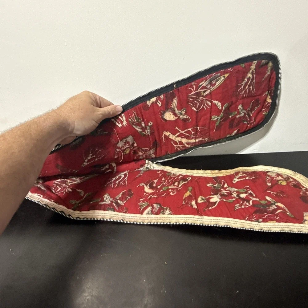 Vintage Red/Black Faux Leather USA 47